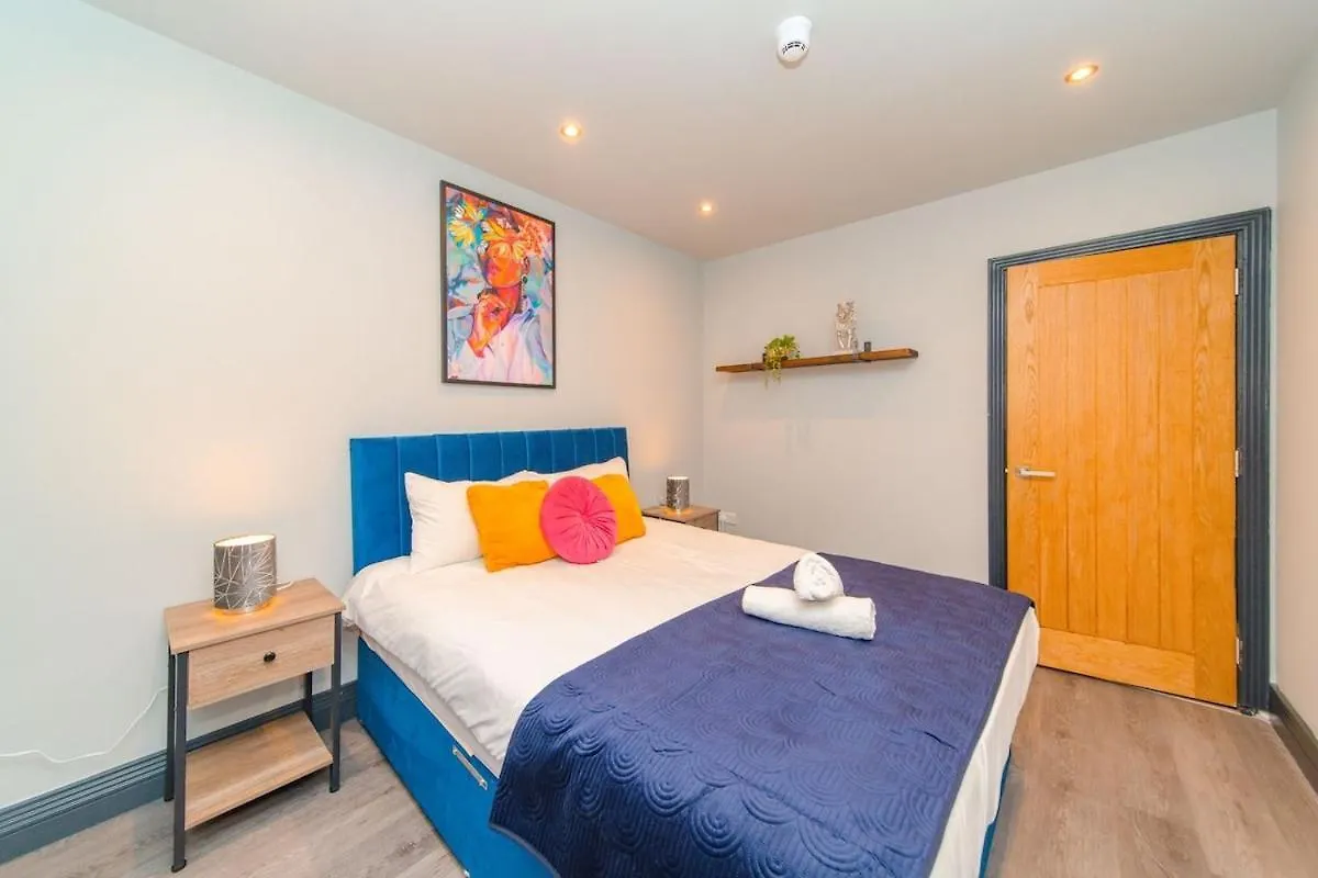 Bloomsaway Seafront Two Bedroom Bn112Shp03 Brighton 0*,  United Kingdom