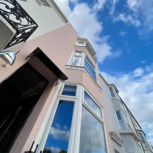 Bed & Breakfast 27, Hove